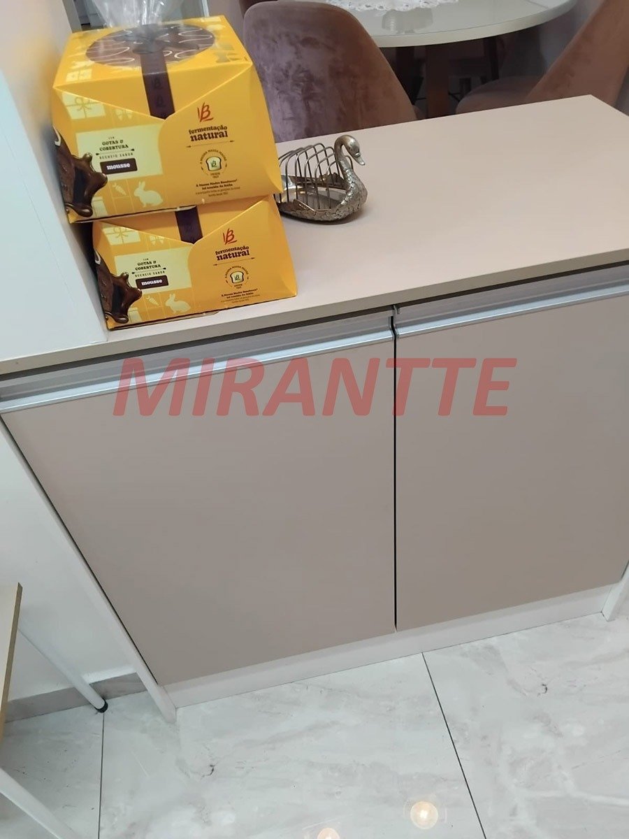 Apartamento de 42m² com 2 quartos em Vila Nova Cachoeirinha