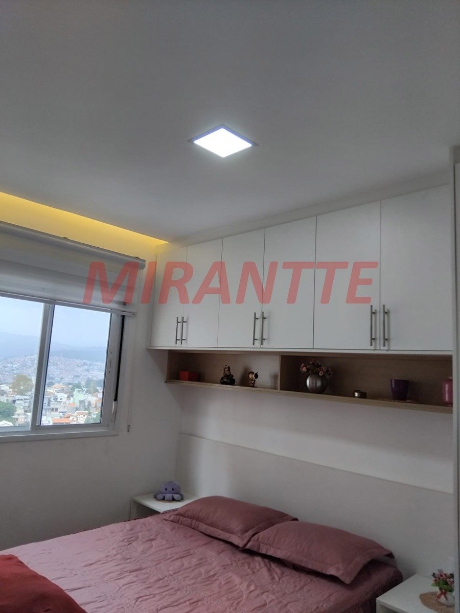 Apartamento de 42m² com 2 quartos em Vila Nova Cachoeirinha