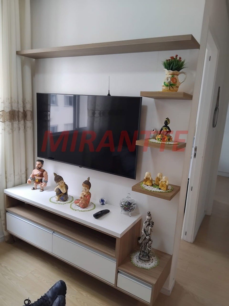 Apartamento de 42m² com 2 quartos em Vila Nova Cachoeirinha