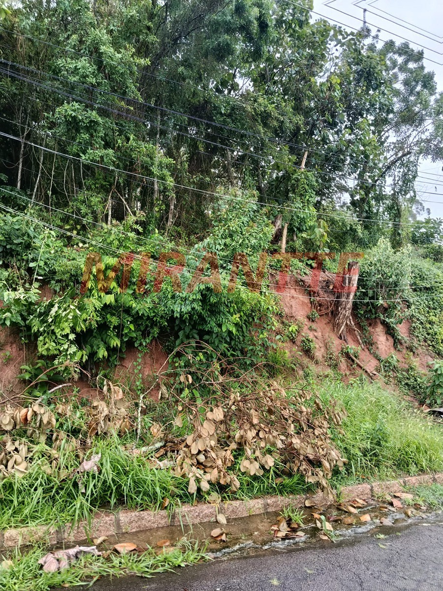 Terreno de 0m² em Laranjeiras