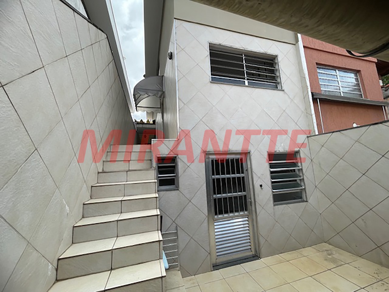 Sobrado de 171m² com 3 quartos em Vila Nova Mazzei