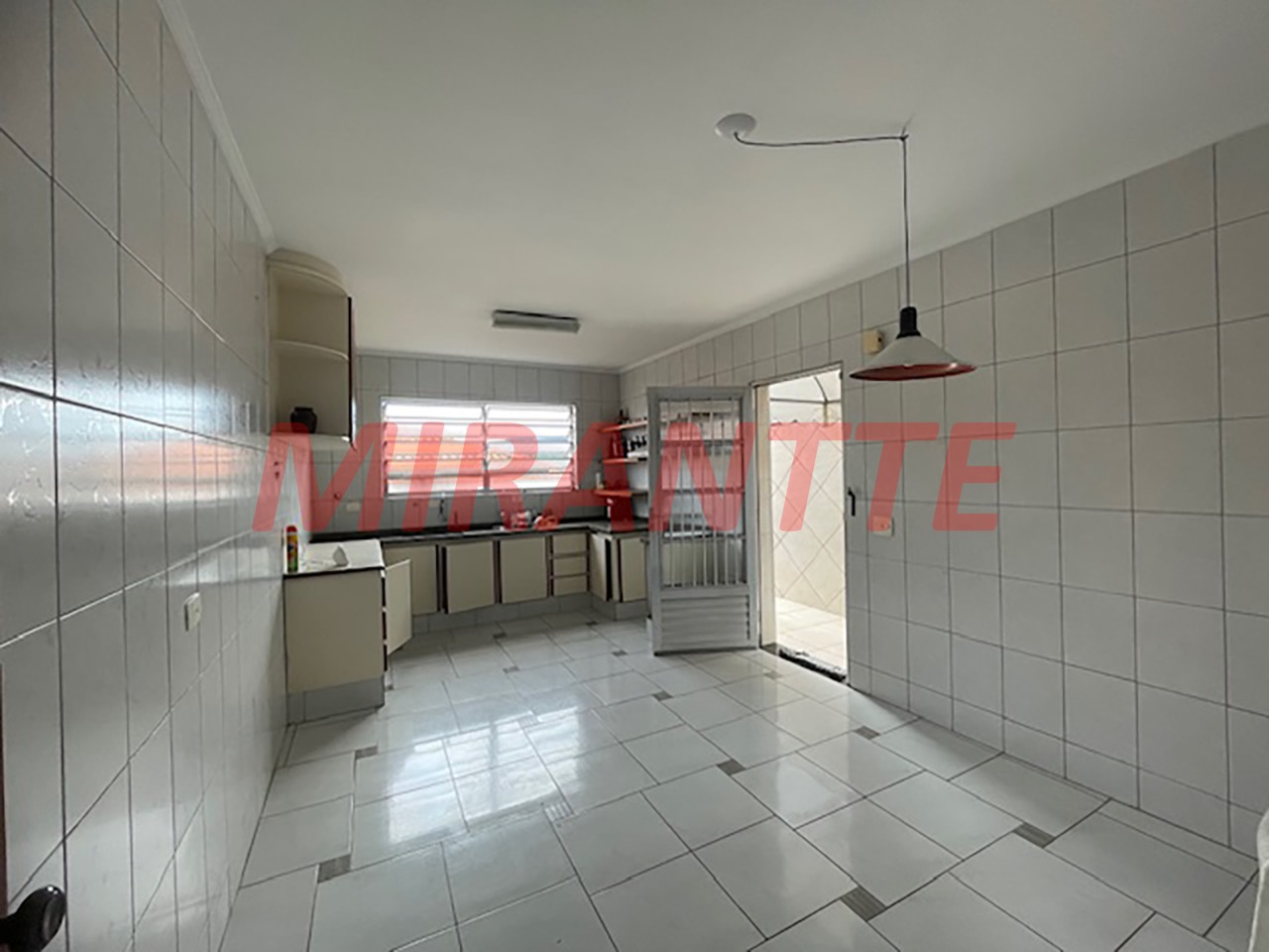 Sobrado de 171m² com 3 quartos em Vila Nova Mazzei