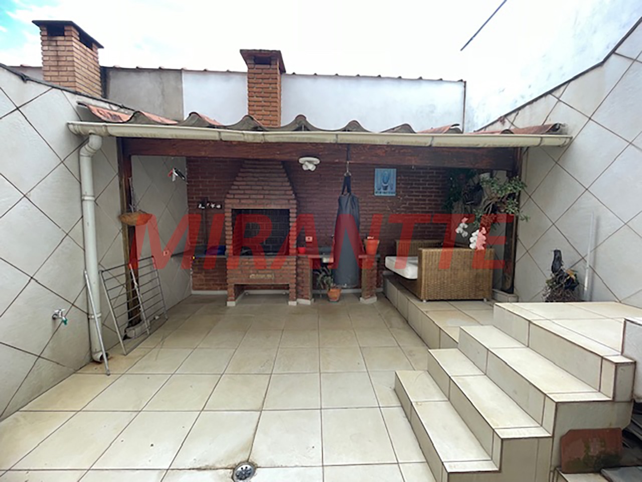 Sobrado de 171m² com 3 quartos em Vila Nova Mazzei