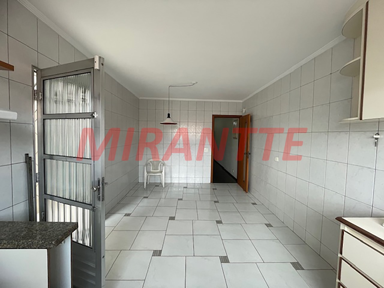 Sobrado de 171m² com 3 quartos em Vila Nova Mazzei