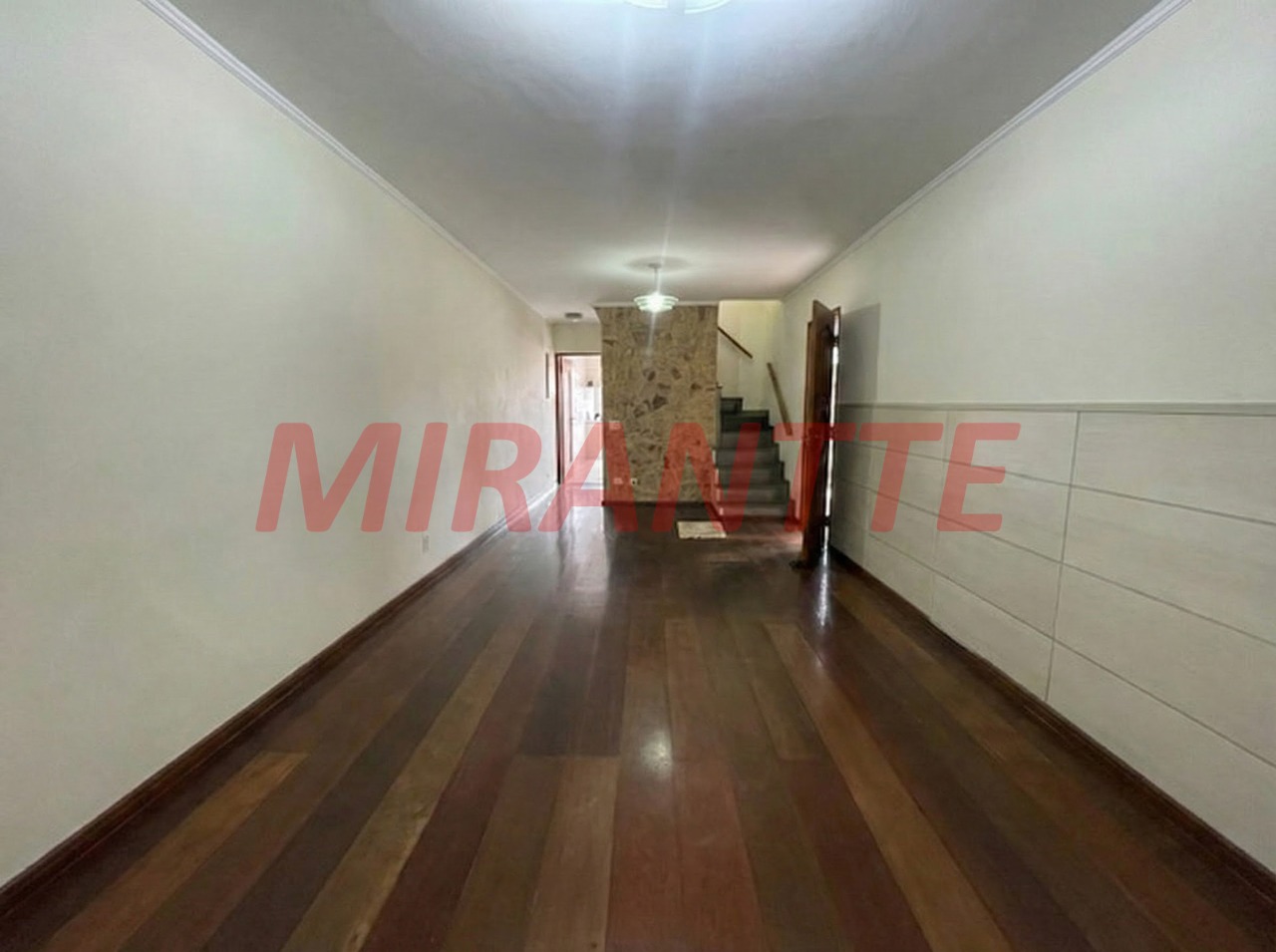 Sobrado de 171m² com 3 quartos em Vila Nova Mazzei
