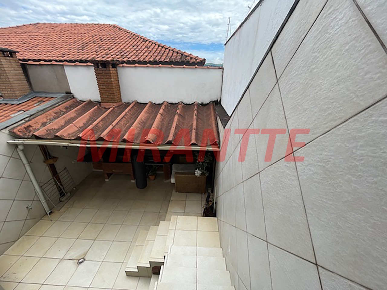 Sobrado de 171m² com 3 quartos em Vila Nova Mazzei