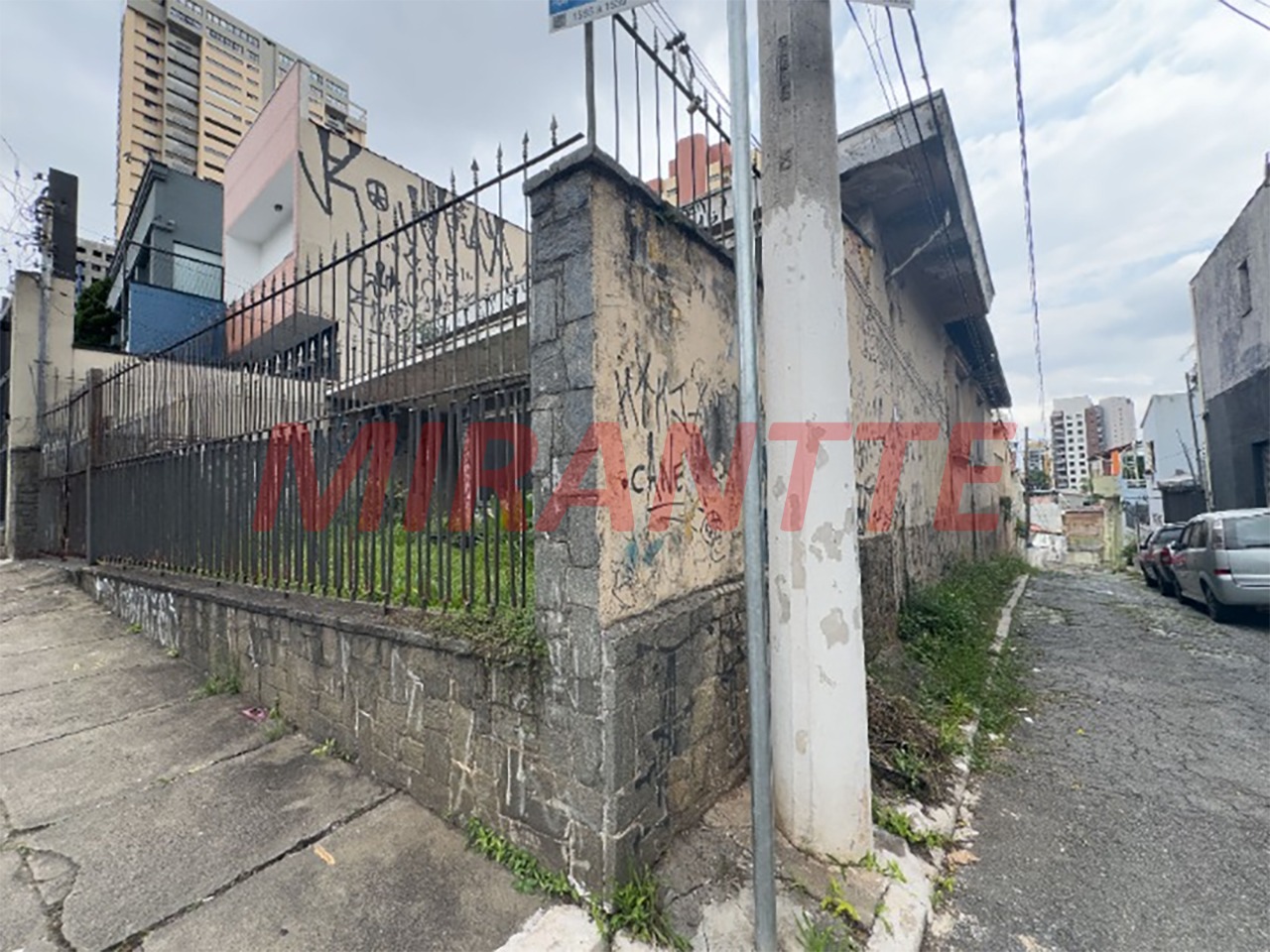 Casa terrea de 253m² com 3 quartos em Santana