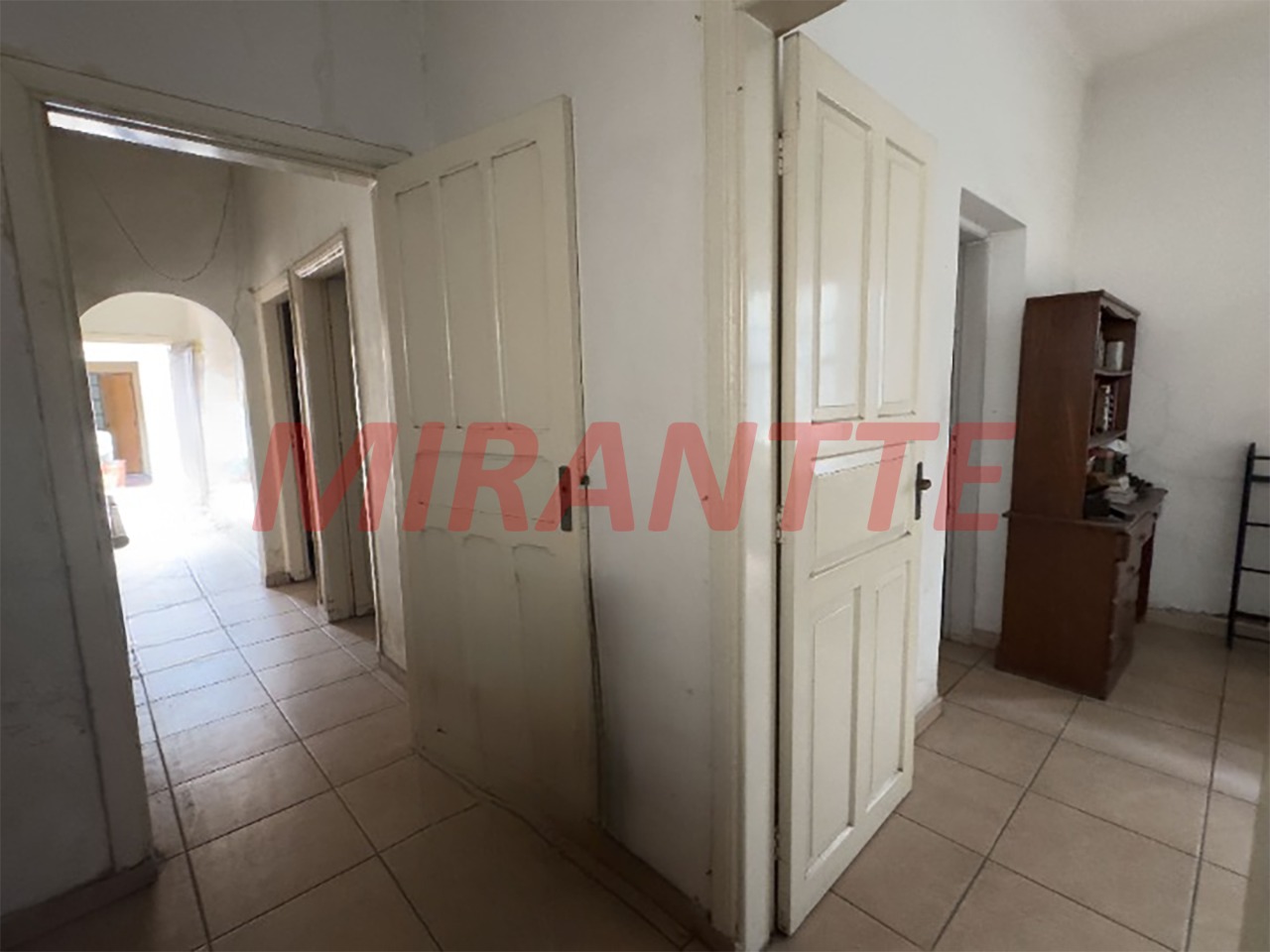 Casa terrea de 253m² com 3 quartos em Santana