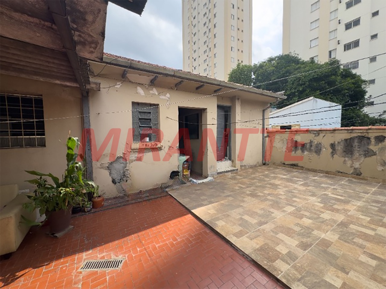 Casa terrea de 253m² com 3 quartos em Santana