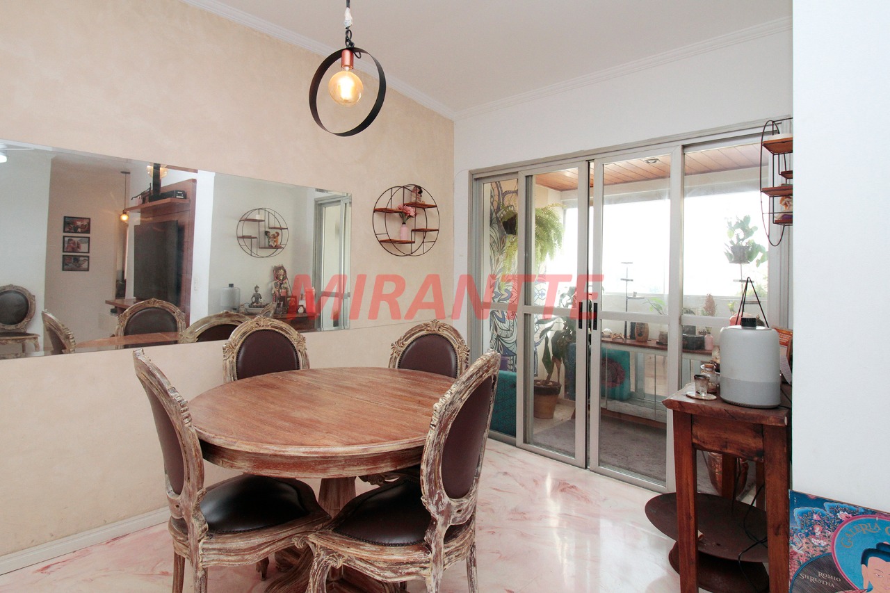 Apartamento de 73m² com 3 quartos em Vila Santa Catarina