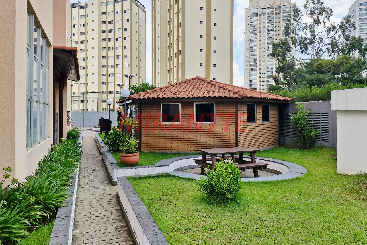 Apartamento de 73m² com 3 quartos em Vila Santa Catarina