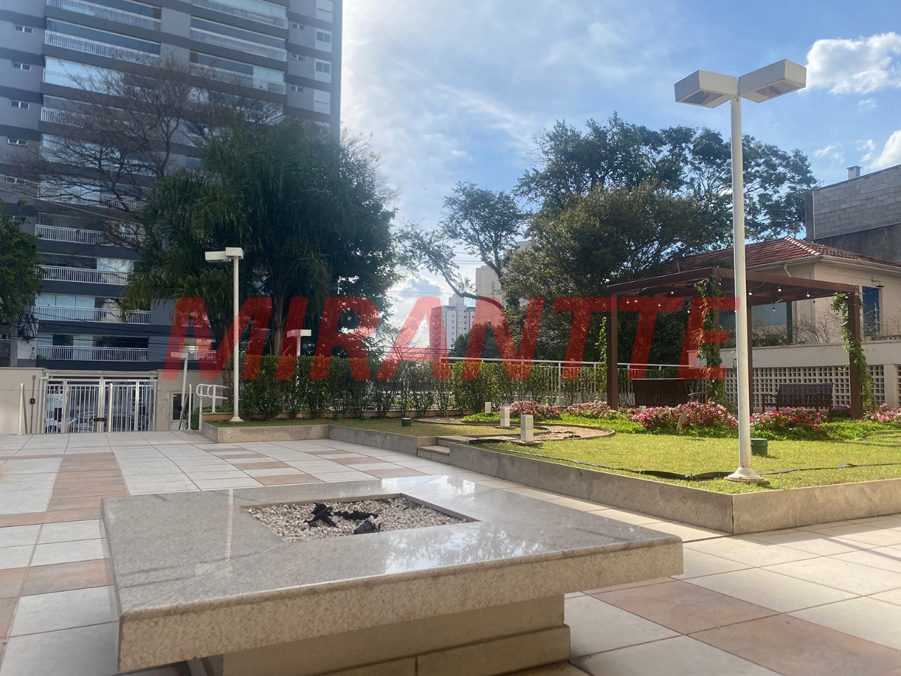 Apartamento de 85m² com 2 quartos em Vila Gumercindo