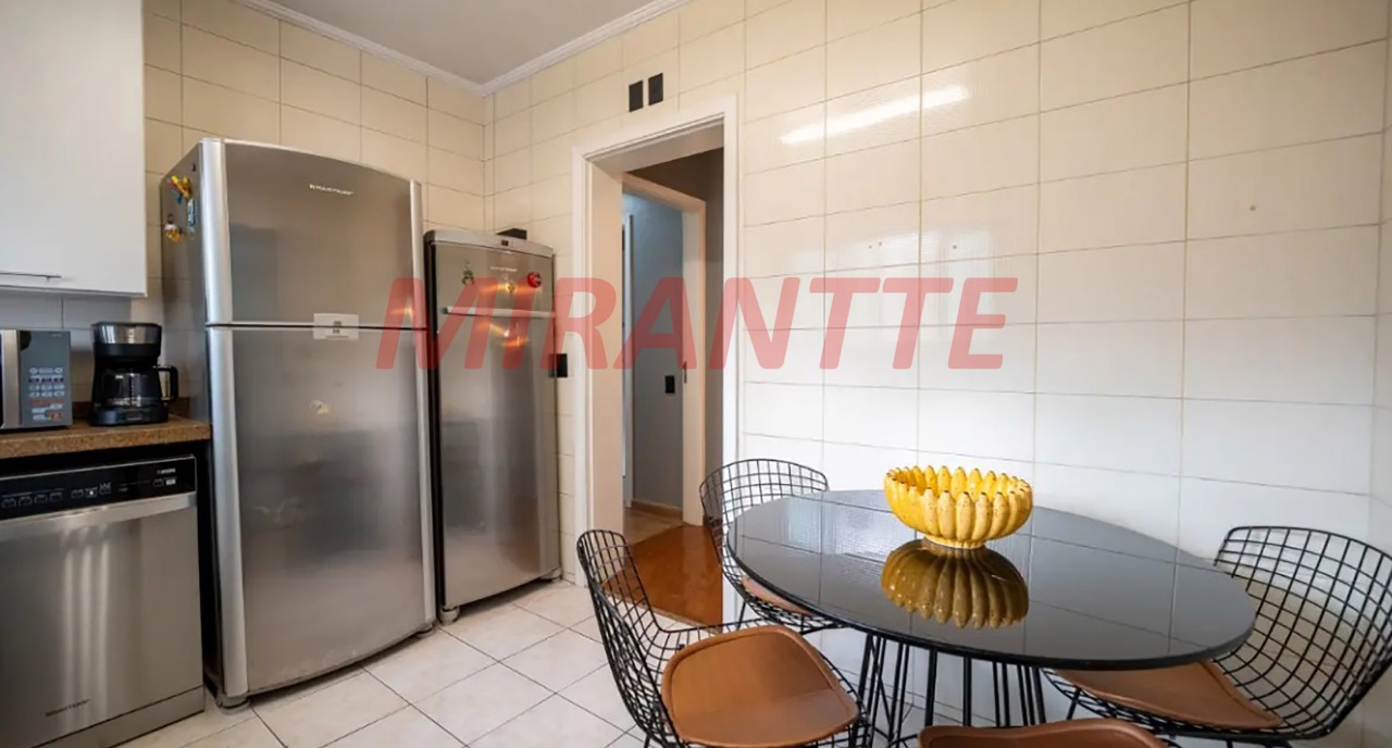 Apartamento de 131m² com 3 quartos em Santa Teresinha
