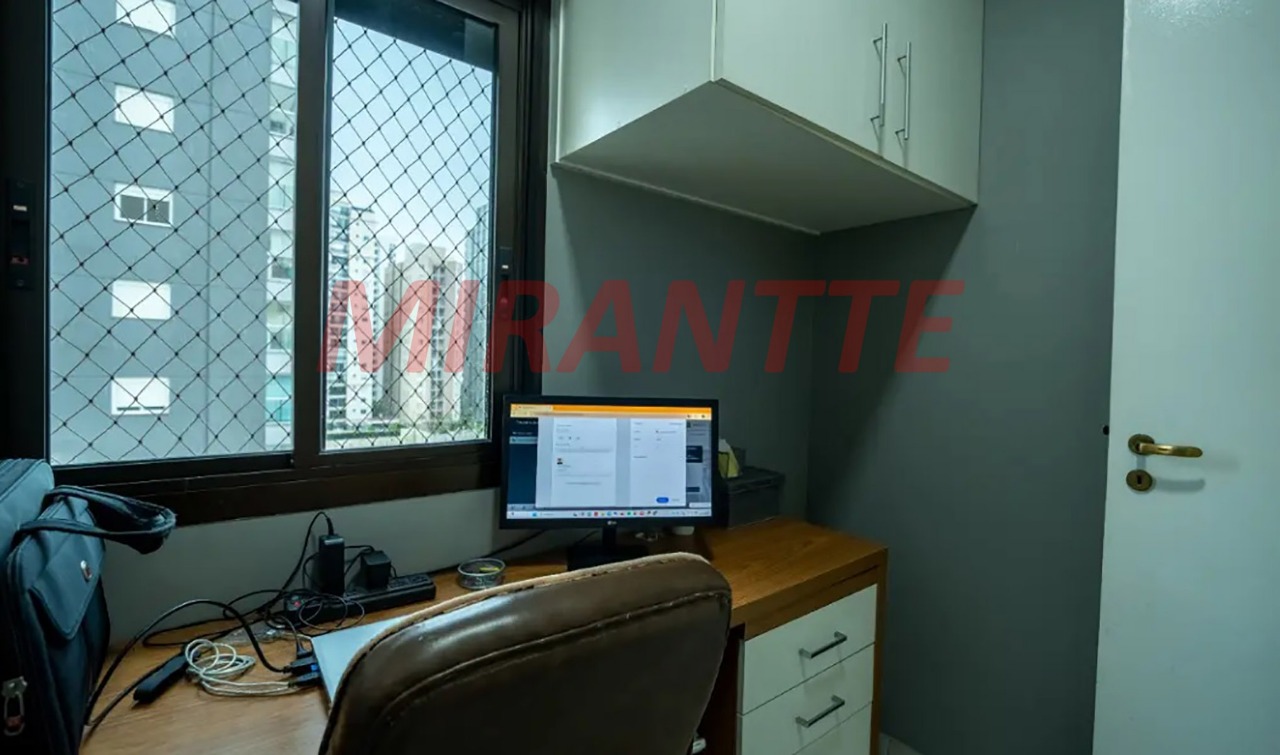 Apartamento de 131m² com 3 quartos em Santa Teresinha