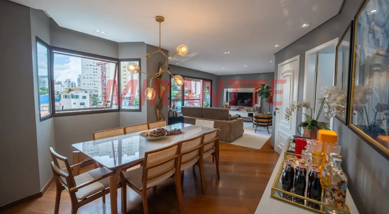 Apartamento de 131m² com 3 quartos em Santa Teresinha