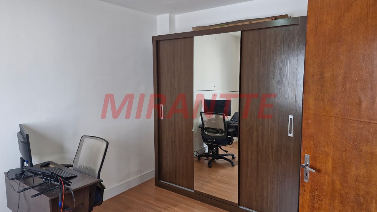Cond. fechado de 60m² com 2 quartos em Vila Nova Mazzei