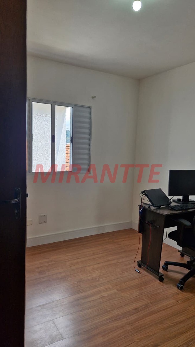 Cond. fechado de 60m² com 2 quartos em Vila Nova Mazzei