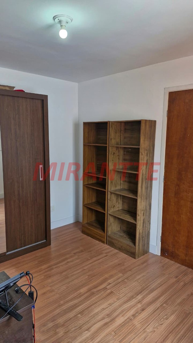 Cond. fechado de 60m² com 2 quartos em Vila Nova Mazzei