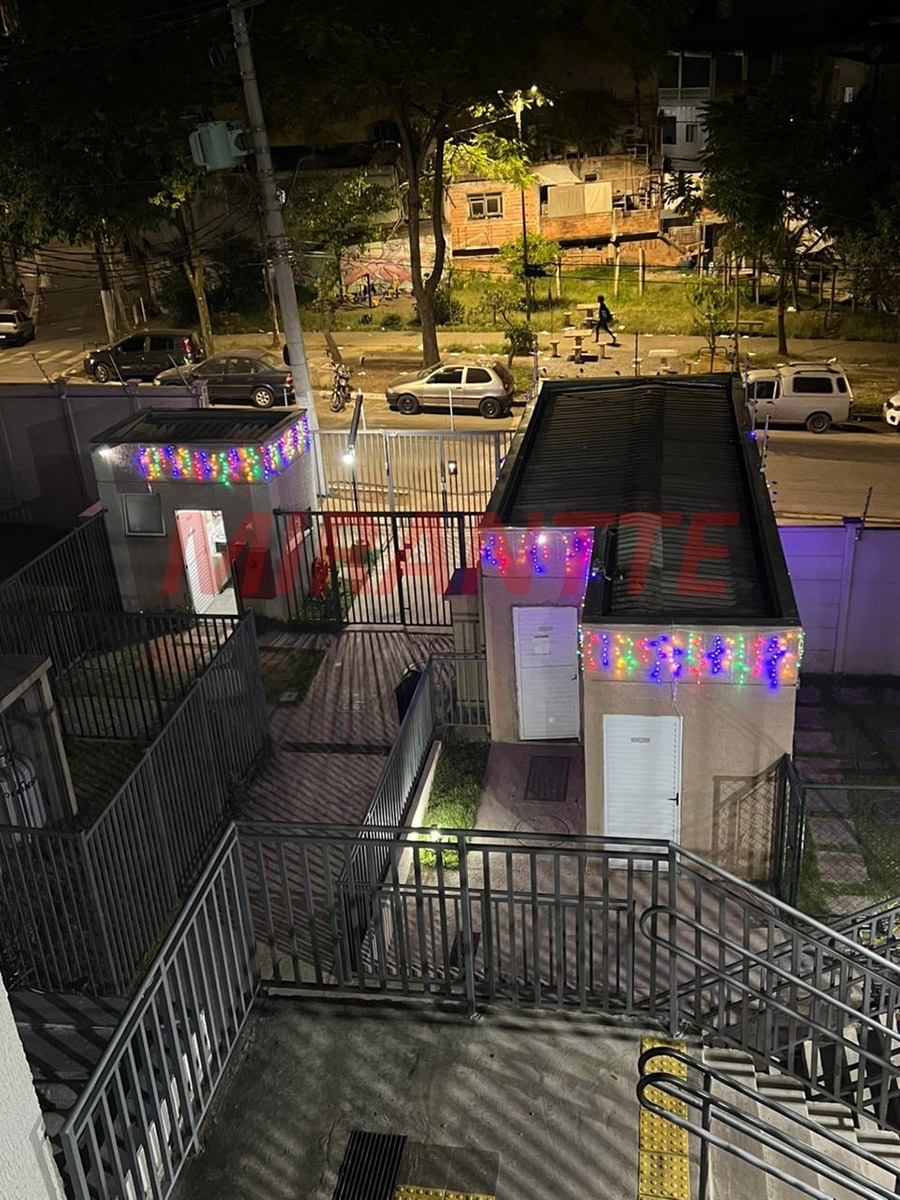 Apartamento de 38m² com 2 quartos em Jardim Recanto Verde