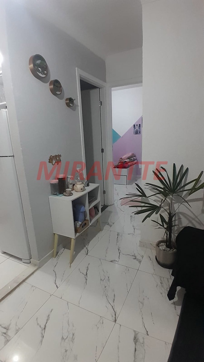 Apartamento de 38m² com 2 quartos em Jardim Recanto Verde