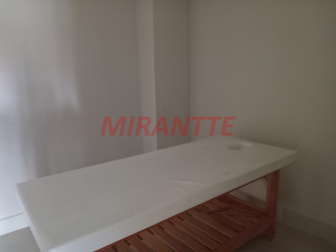 Apartamento de 59m² com 2 quartos em Vila Ema