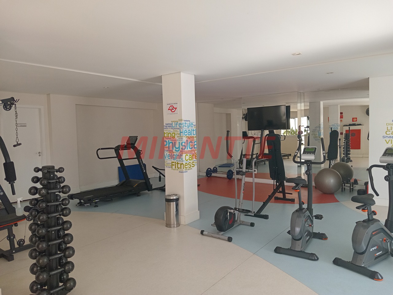 Apartamento de 59m² com 2 quartos em Vila Ema