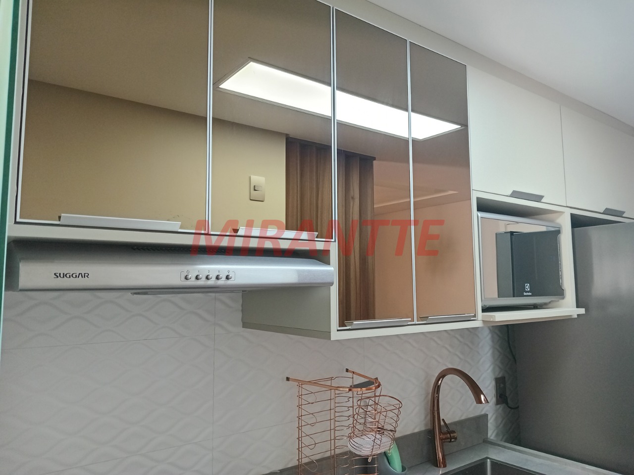 Apartamento de 59m² com 2 quartos em Vila Ema
