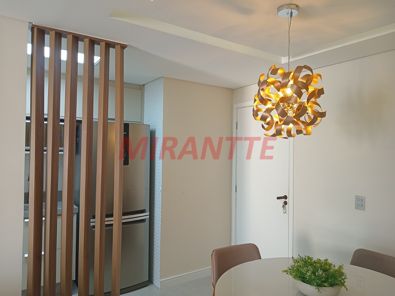 Apartamento de 59m² com 2 quartos em Vila Ema