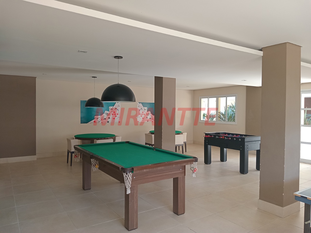 Apartamento de 59m² com 2 quartos em Vila Ema