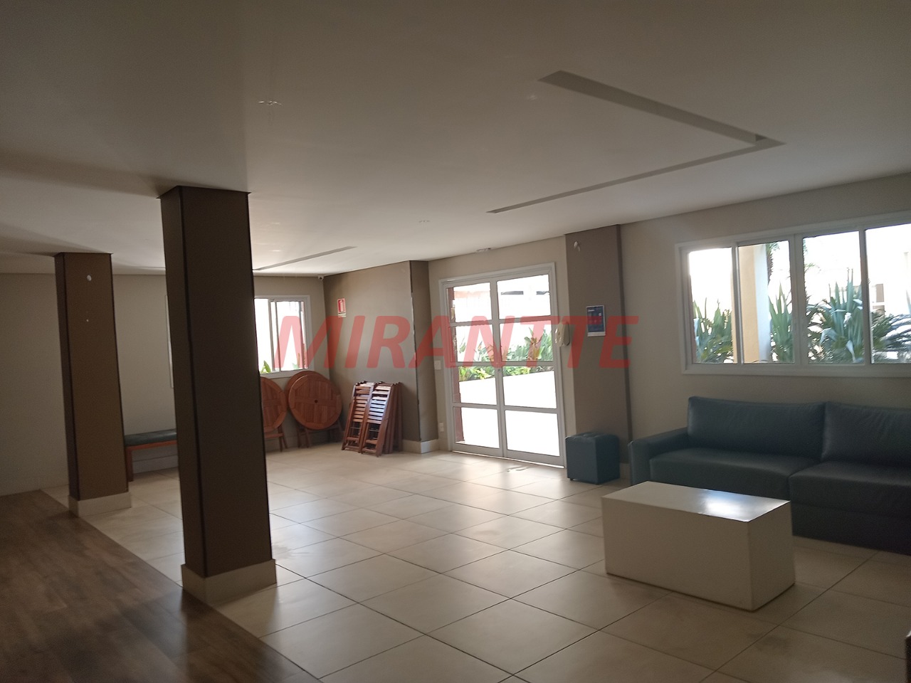Apartamento de 59m² com 2 quartos em Vila Ema