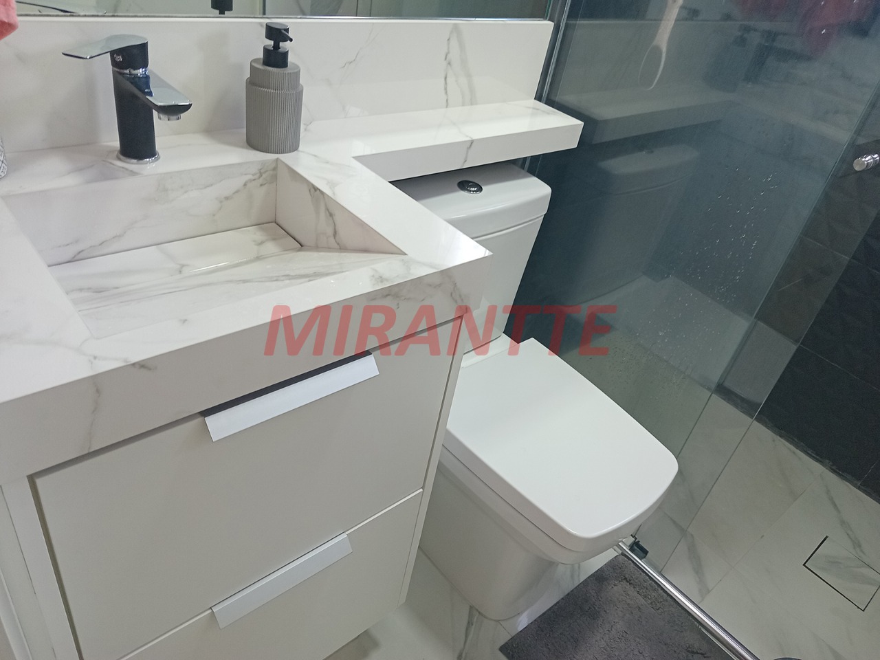 Apartamento de 59m² com 2 quartos em Vila Ema