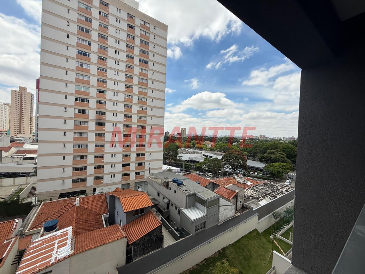 Apartamento de 75m² com 2 quartos em Santana