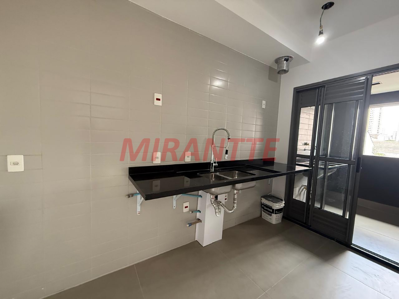 Apartamento de 96m² com 3 quartos em Santana