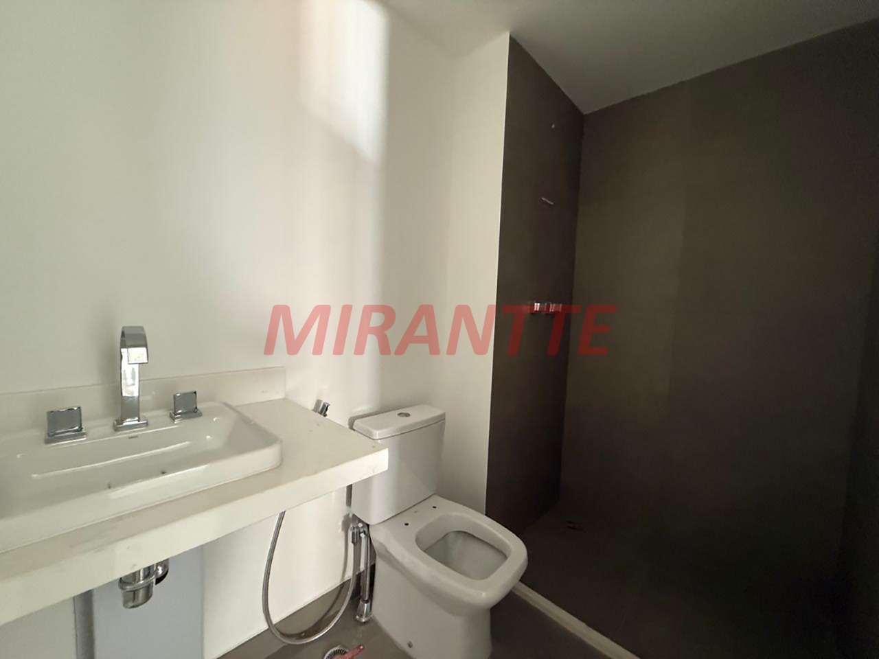 Apartamento de 96m² com 3 quartos em Santana