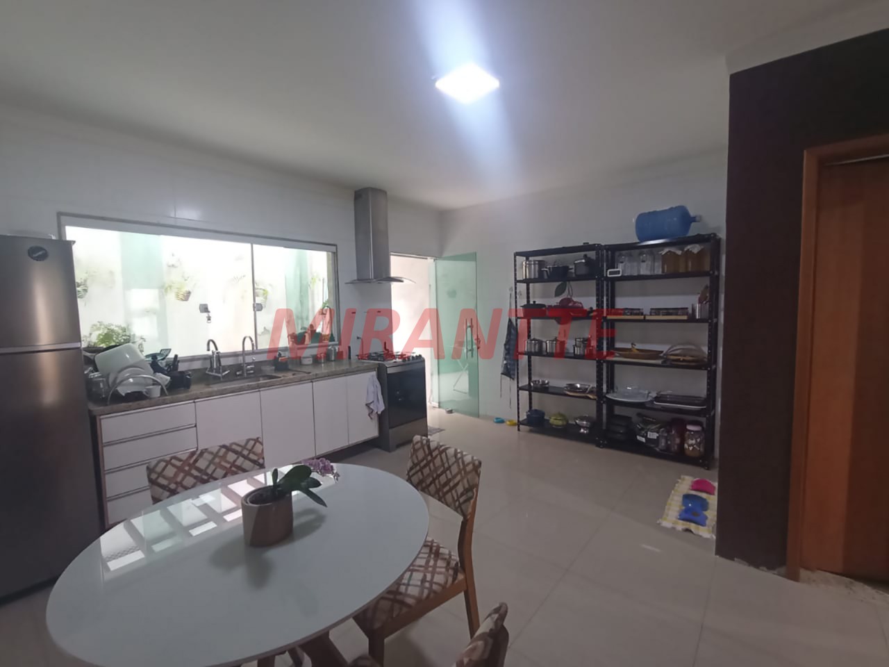 Sobrado de 107m² com 3 quartos em Imirim