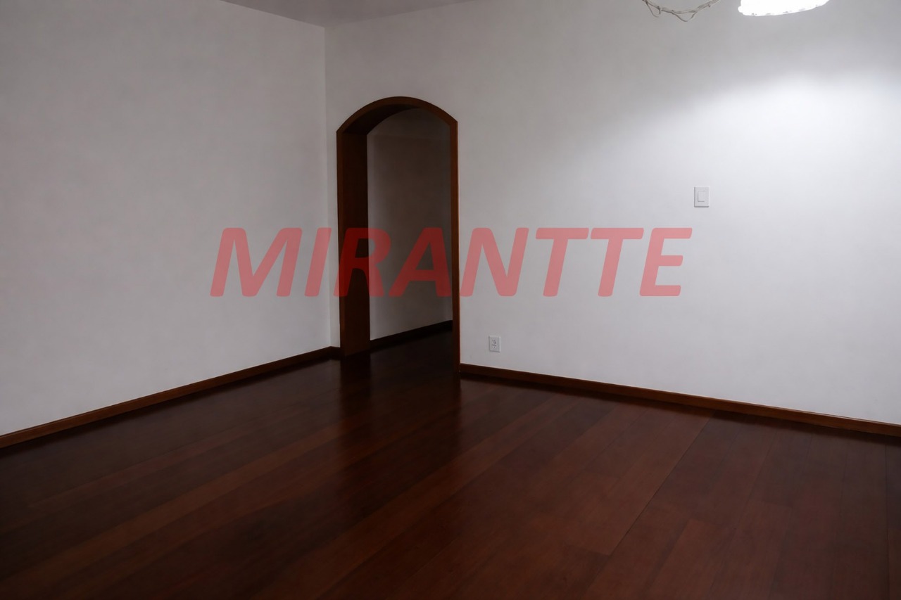 Sobrado de 120m² com 2 quartos em Pari