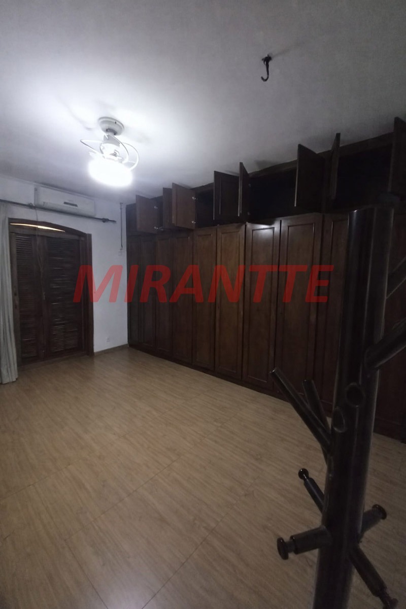 Sobrado de 120m² com 2 quartos em Pari