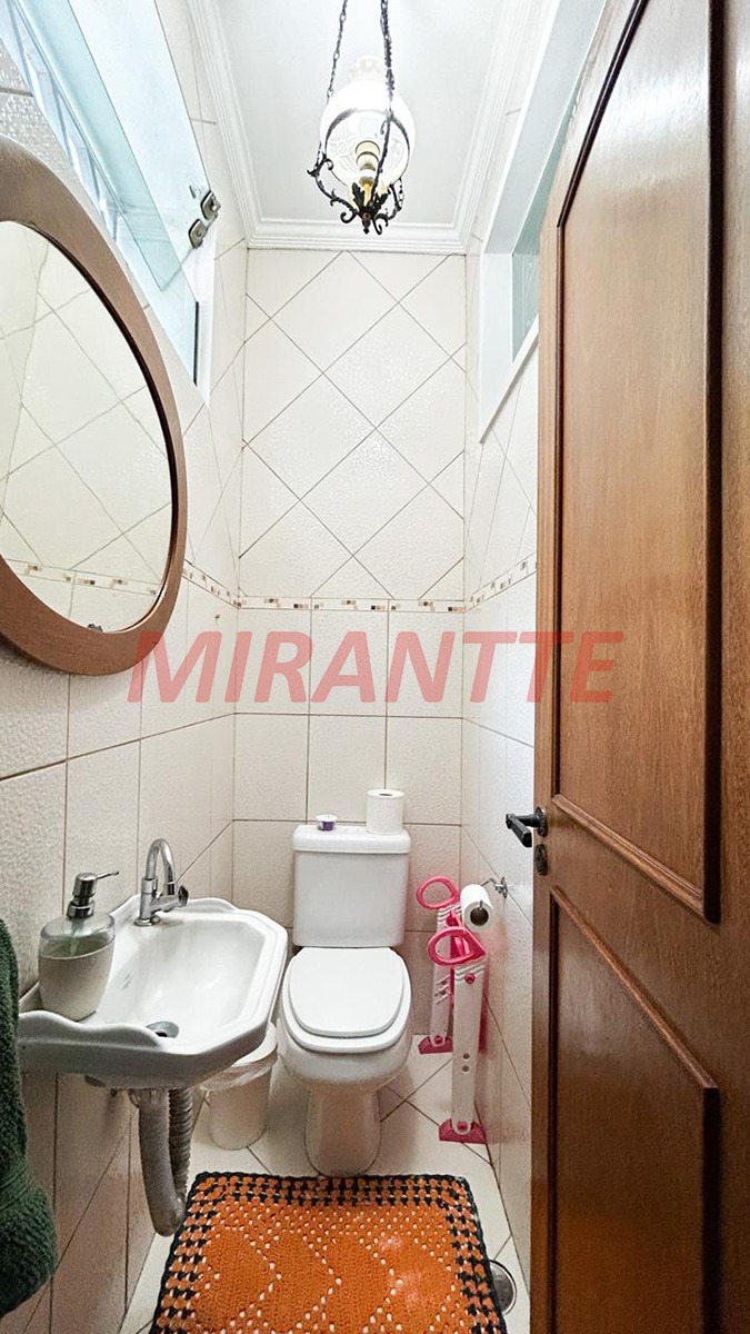 Sobrado de 135m² com 4 quartos em Santana