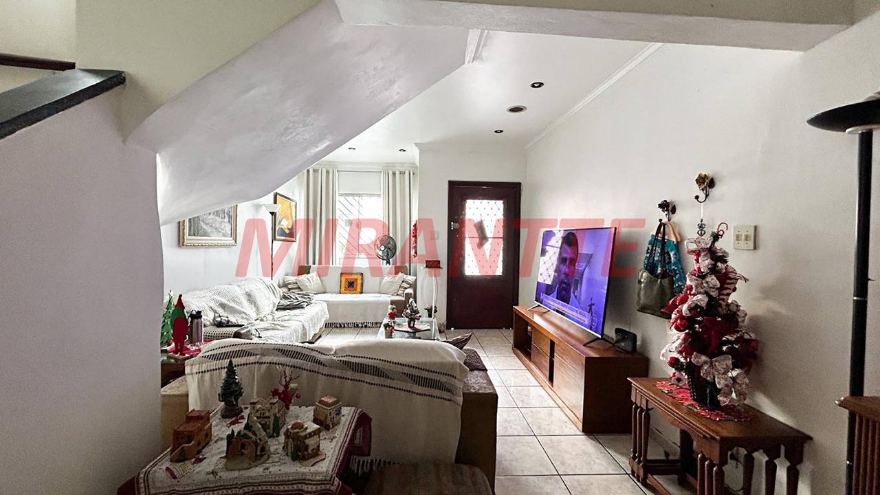 Sobrado de 135m² com 4 quartos em Santana