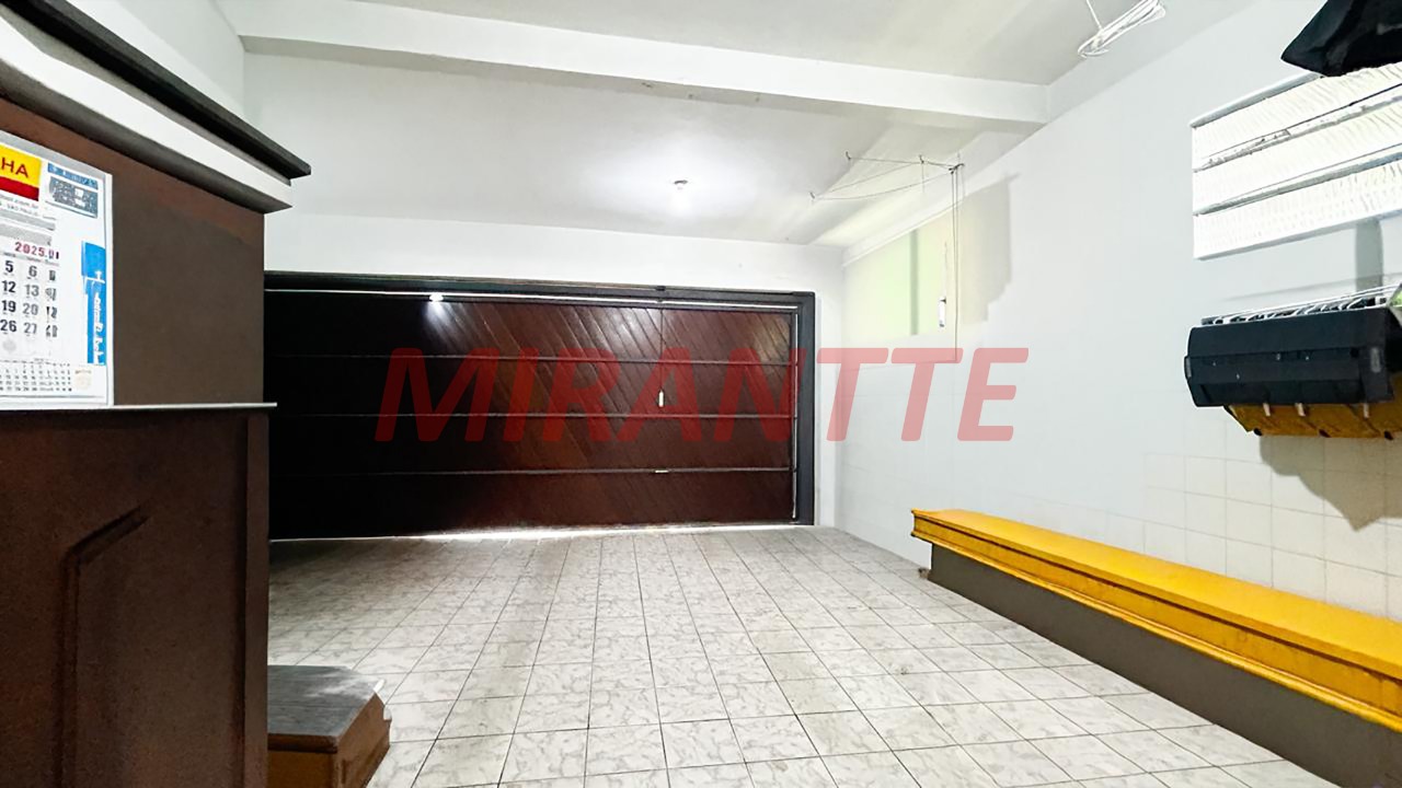Sobrado de 135m² com 4 quartos em Santana