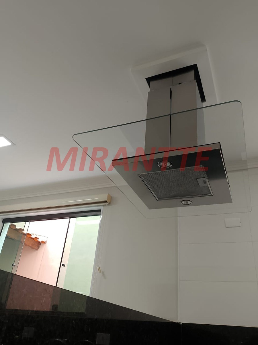 Sobrado de 143m² com 3 quartos em Vila Roque
