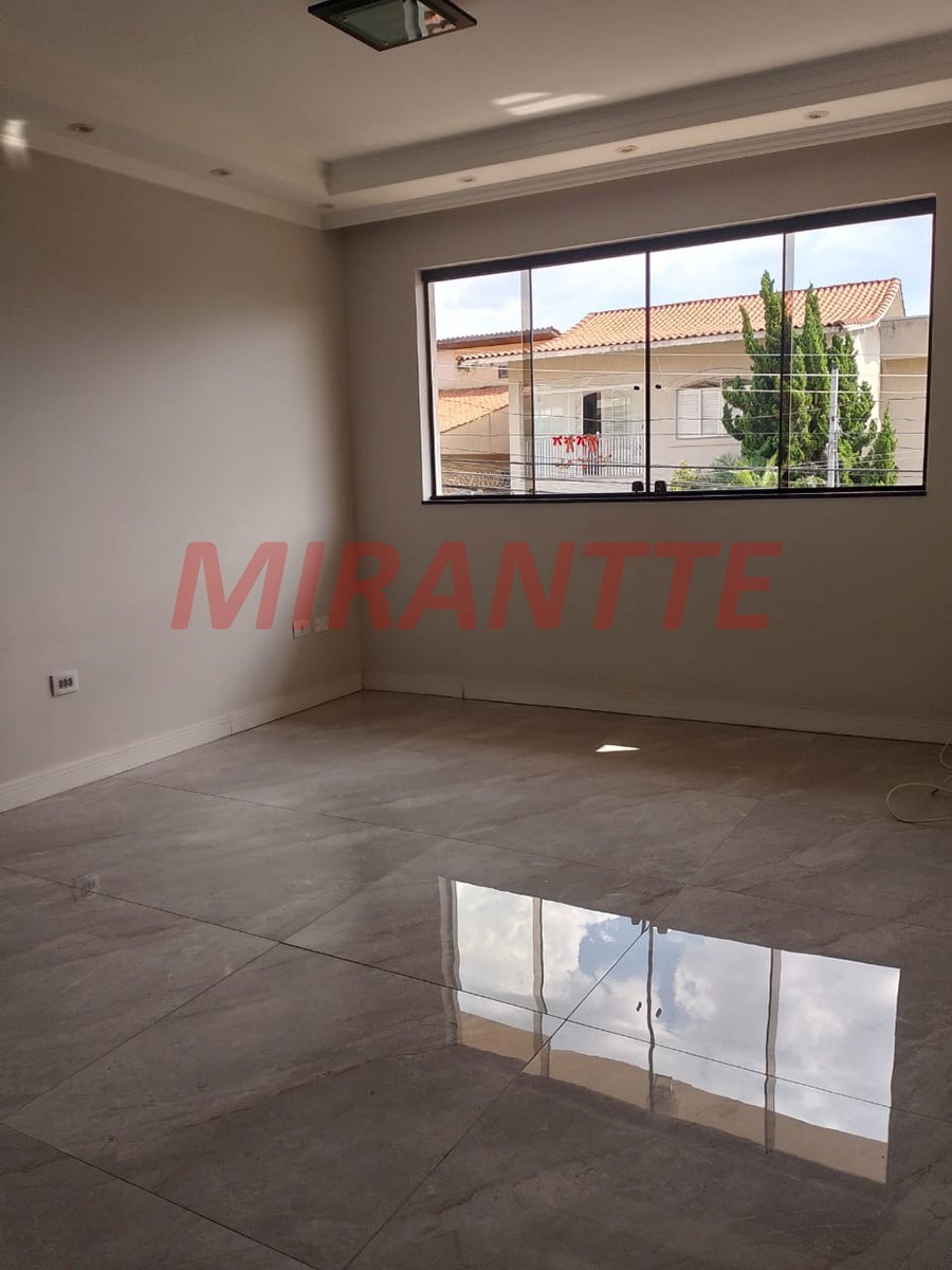 Sobrado de 143m² com 3 quartos em Vila Roque