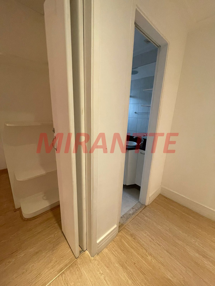 Apartamento de 57m² com 2 quartos em Santa Teresinha