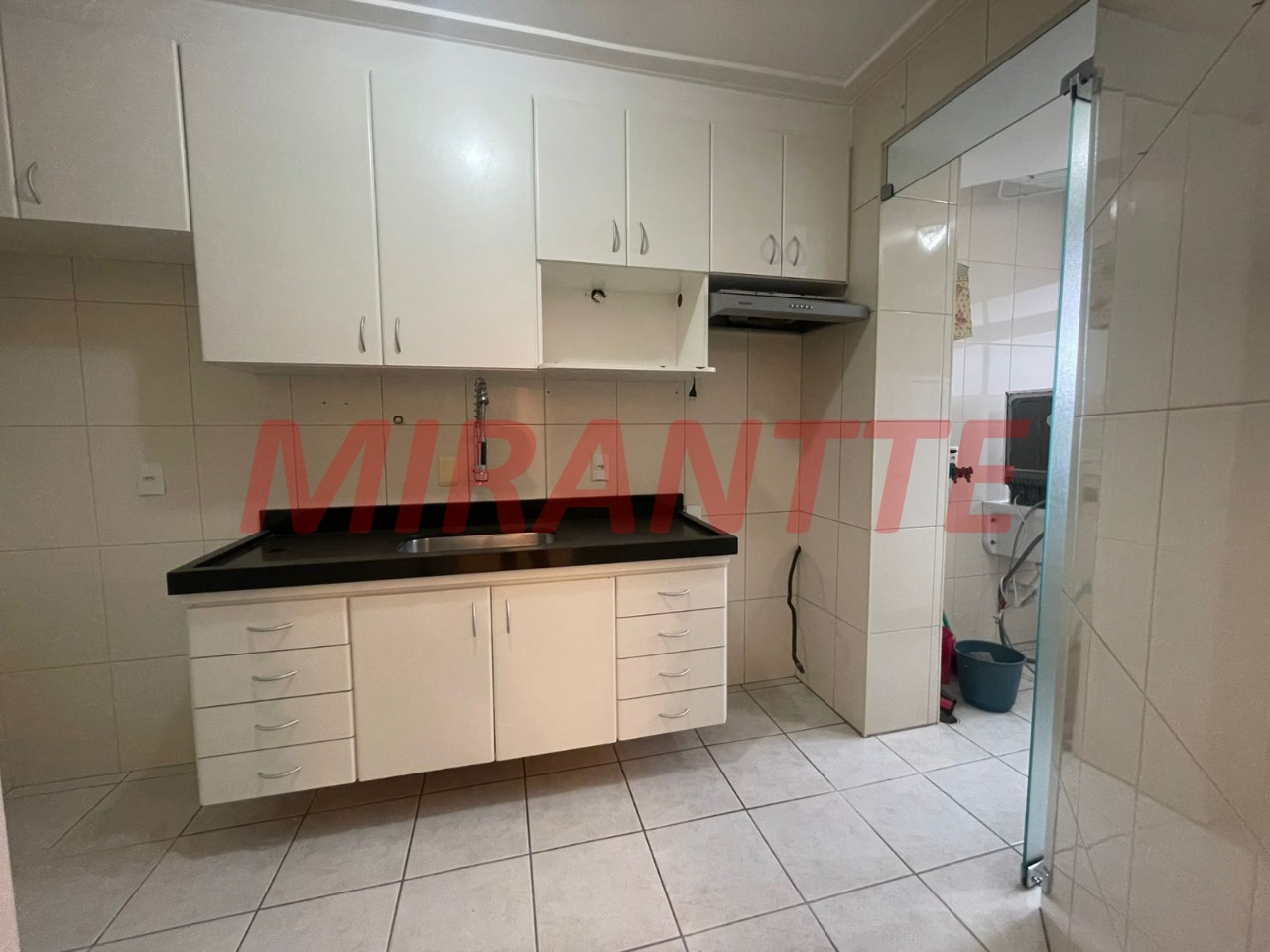 Apartamento de 57m² com 2 quartos em Santa Teresinha