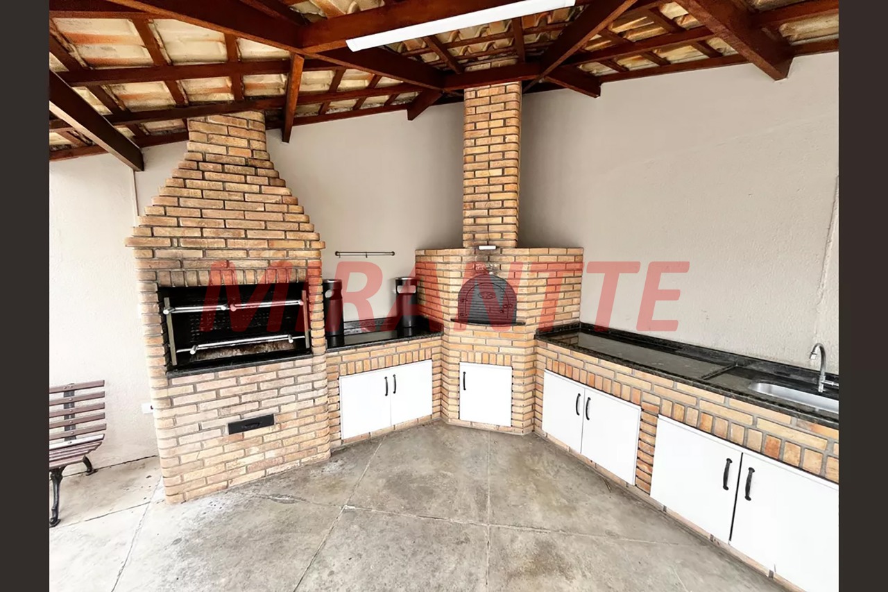 Apartamento de 57m² com 2 quartos em Santa Teresinha