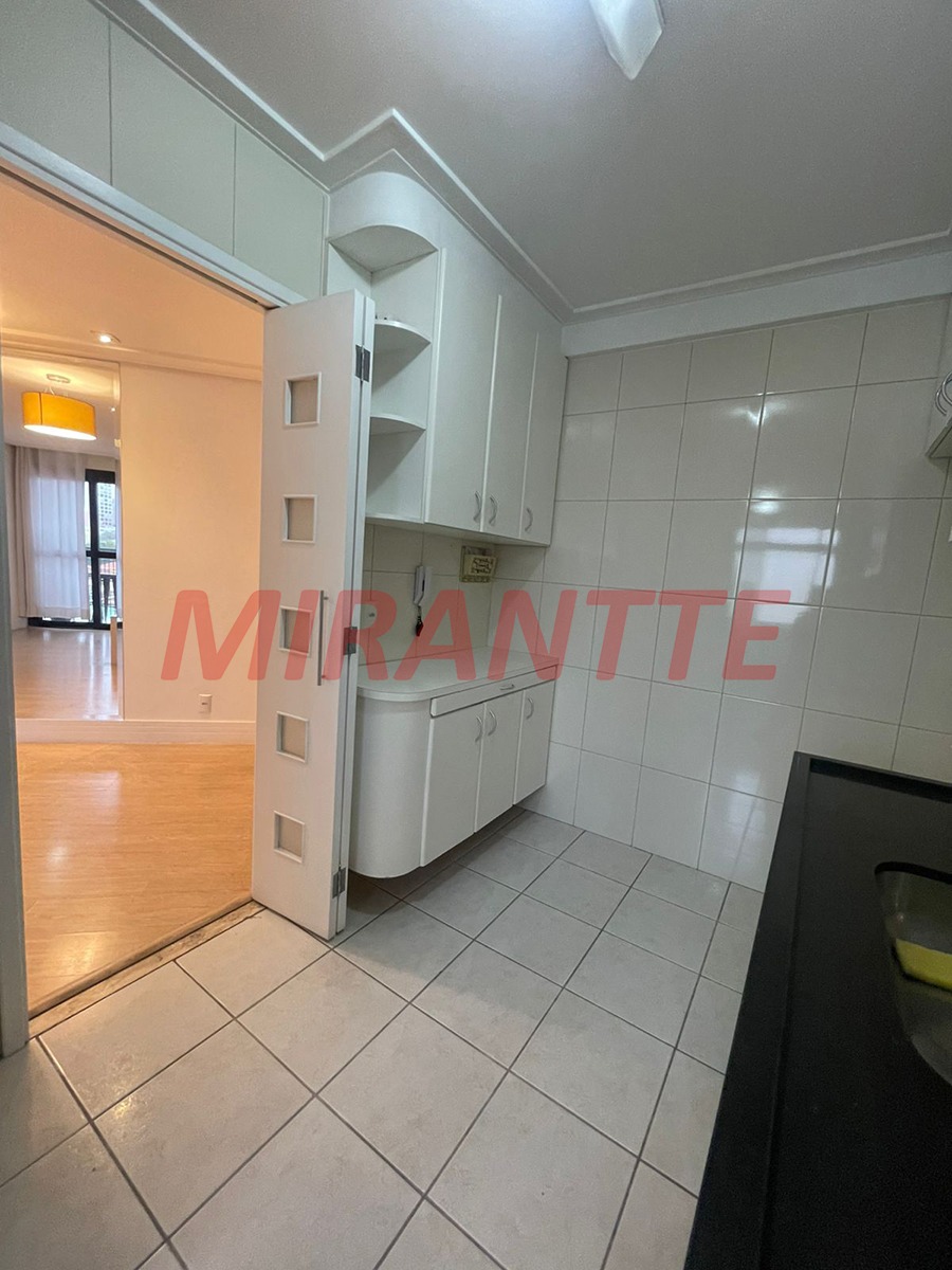 Apartamento de 57m² com 2 quartos em Santa Teresinha