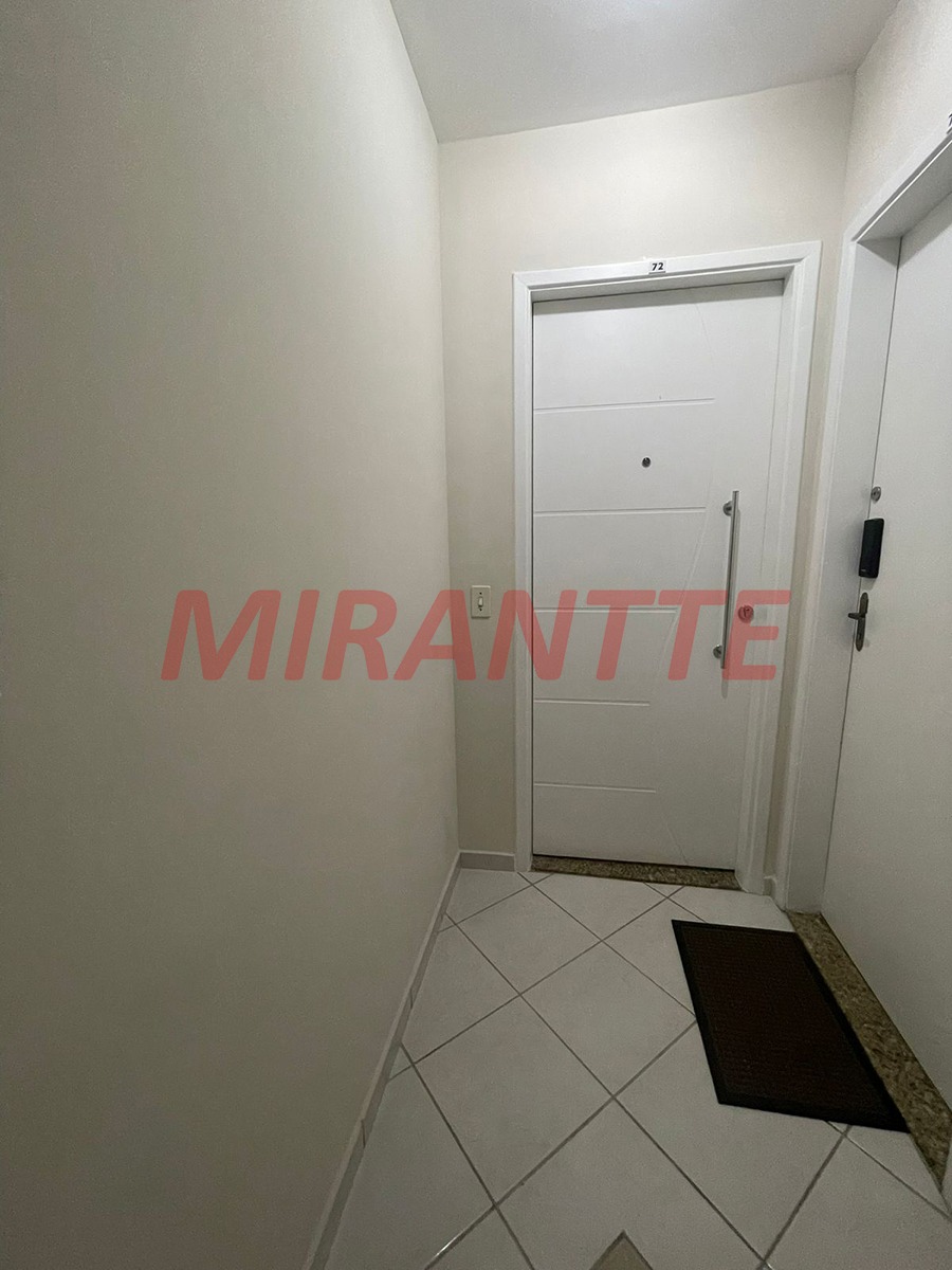 Apartamento de 57m² com 2 quartos em Santa Teresinha