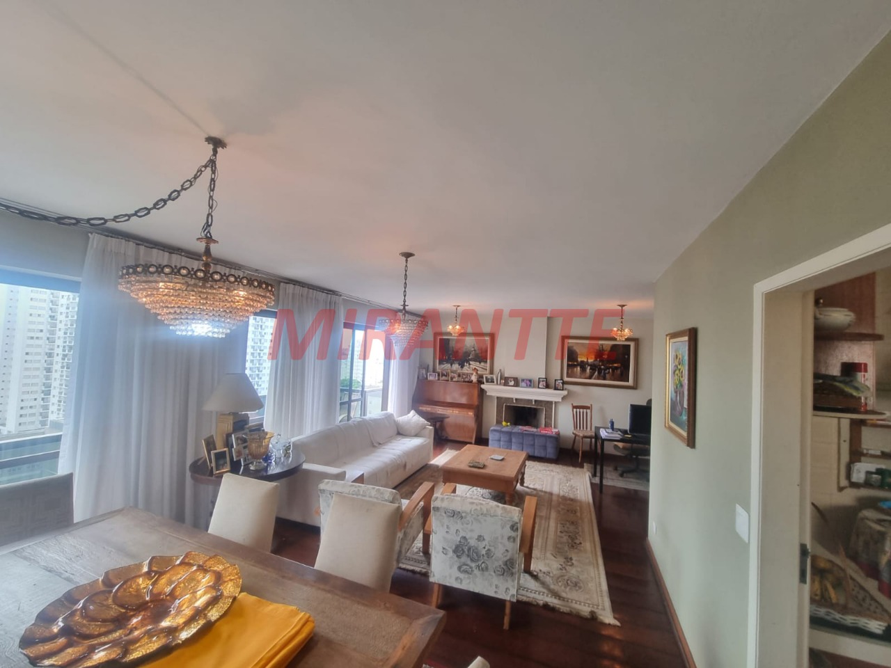 Apartamento de 170m² com 3 quartos em Santana