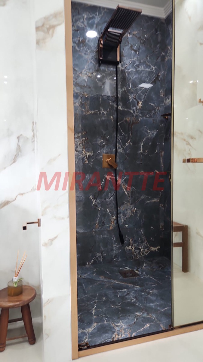 Cond. fechado de 880m² com 6 quartos em Roseira
