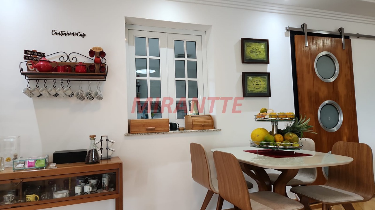 Cond. fechado de 880m² com 6 quartos em Roseira